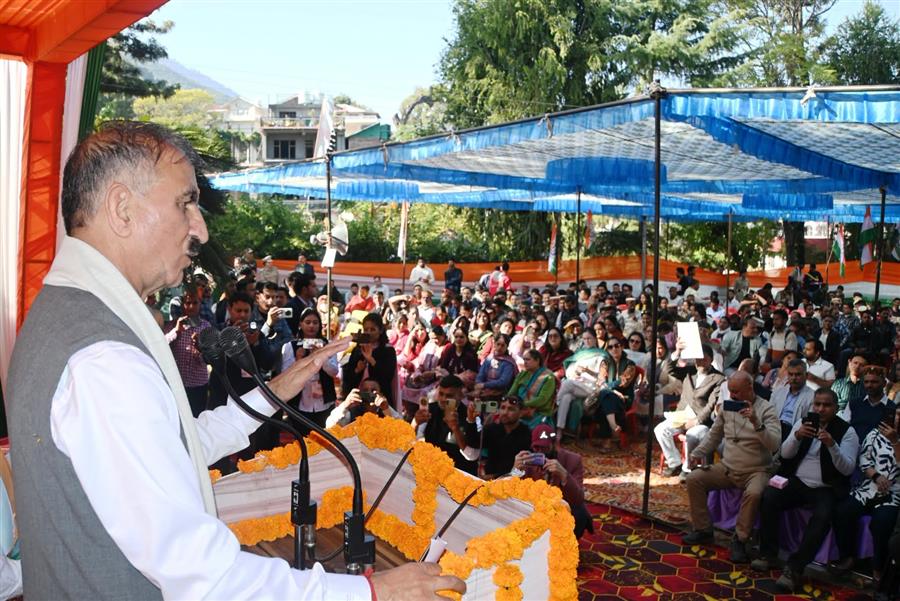 मुख्यमंत्री ने कुल्लू तथा बंजार विधानसभा क्षेत्र में 206 करोड़ रुपये की 25 विकास परियोजनाओं के उदघाटन एवं शिलान्यास किए