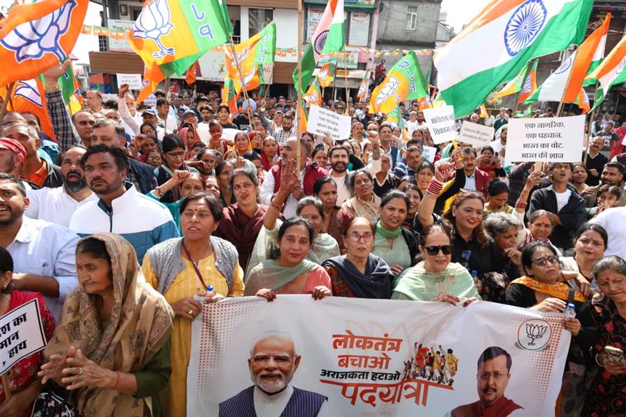 मतपत्रों से हुए चुनावों में भी कांग्रेस को हार, अब किसे दोष देंगे राहुल गांधी : डॉ. राजीव भारद्वाज
