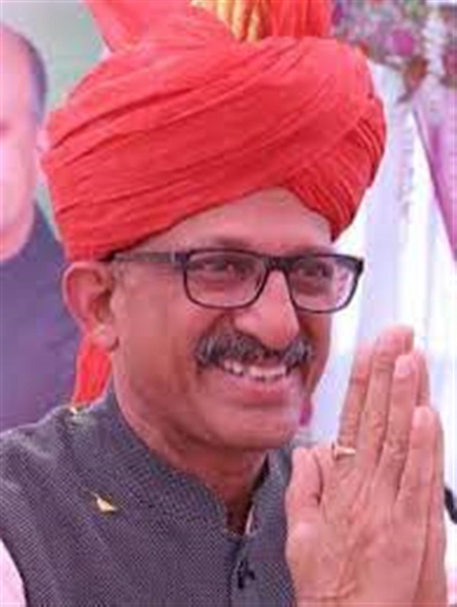 देहरा से निर्दलीय होशियार सिंह चुनाव जीते