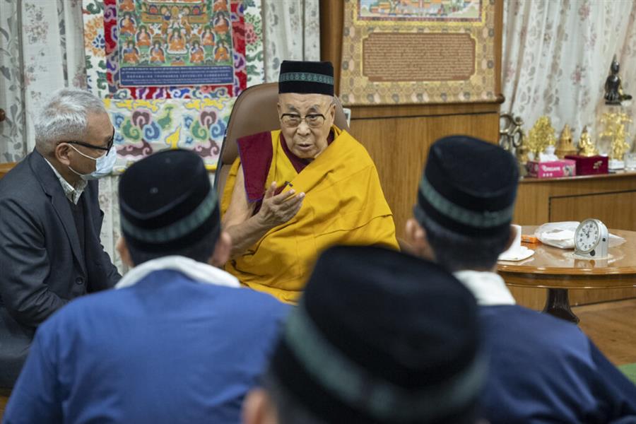 धर्म के नाम पर विवाद पैदा करना गलत : दलाई लामा