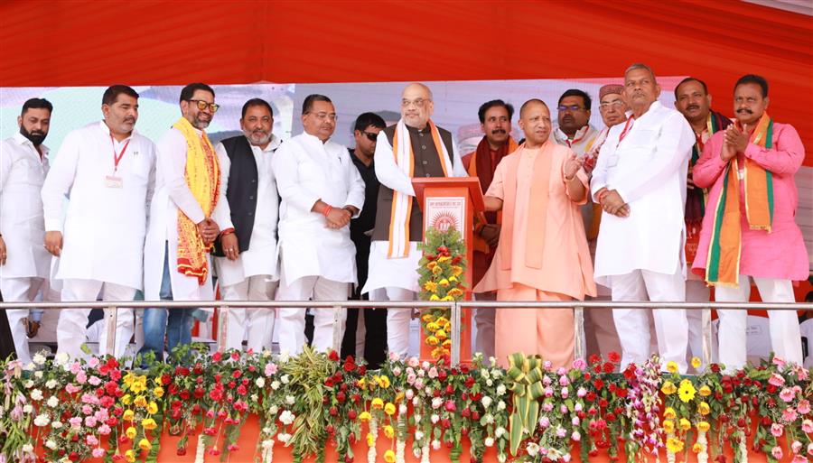 अमित शाह ने कांग्रेस नेता राहुल गांधी सहित विपक्षी पार्टियों को निशाना बनाया
