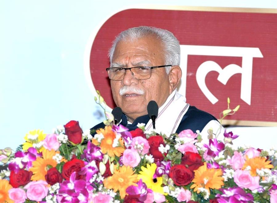 मुख्यमंत्री मनोहर लाल ने पूर्व मंत्री जयनारायण खुंडिया को श्रद्धांजलि अर्पित की