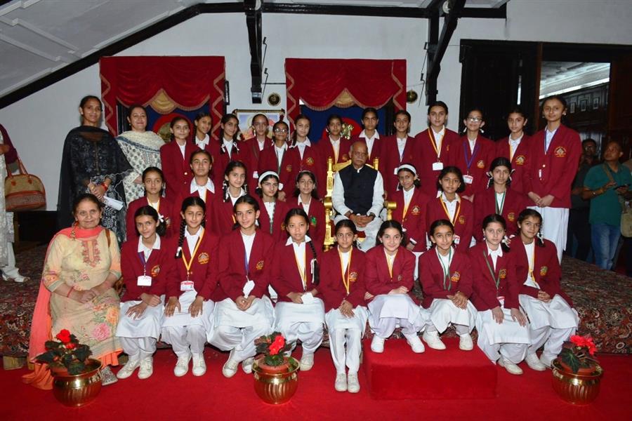 आम लोगों के लिए खुला राजभवन