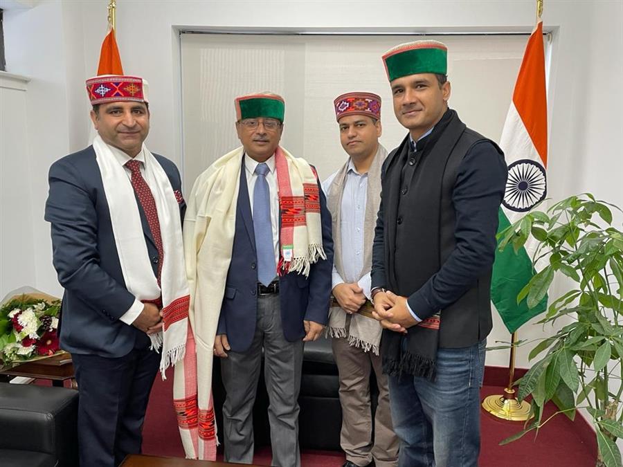 कनाडा में बसे हिमाचलीयों के प्रयासों को दूतावास में मिली सराहना
