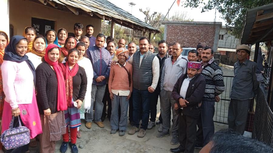 कांग्रेस सरकार ने आपदा में हुए नुकसान की भरपाई के लिए करोड़ों रुपए की राहत राशी उपलब्ध करवाई  -नरदेव कंवर   