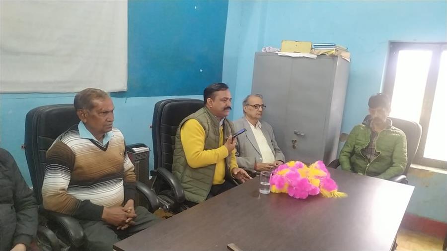  नरदेव कंवर ने बंगोली पंचायत में सुनीं जन समस्याएं, कुछ समस्याओं का मौके पर किया निपटारा